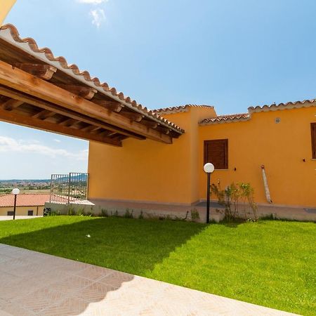 Corte Di Gallura 布多尼 外观 照片